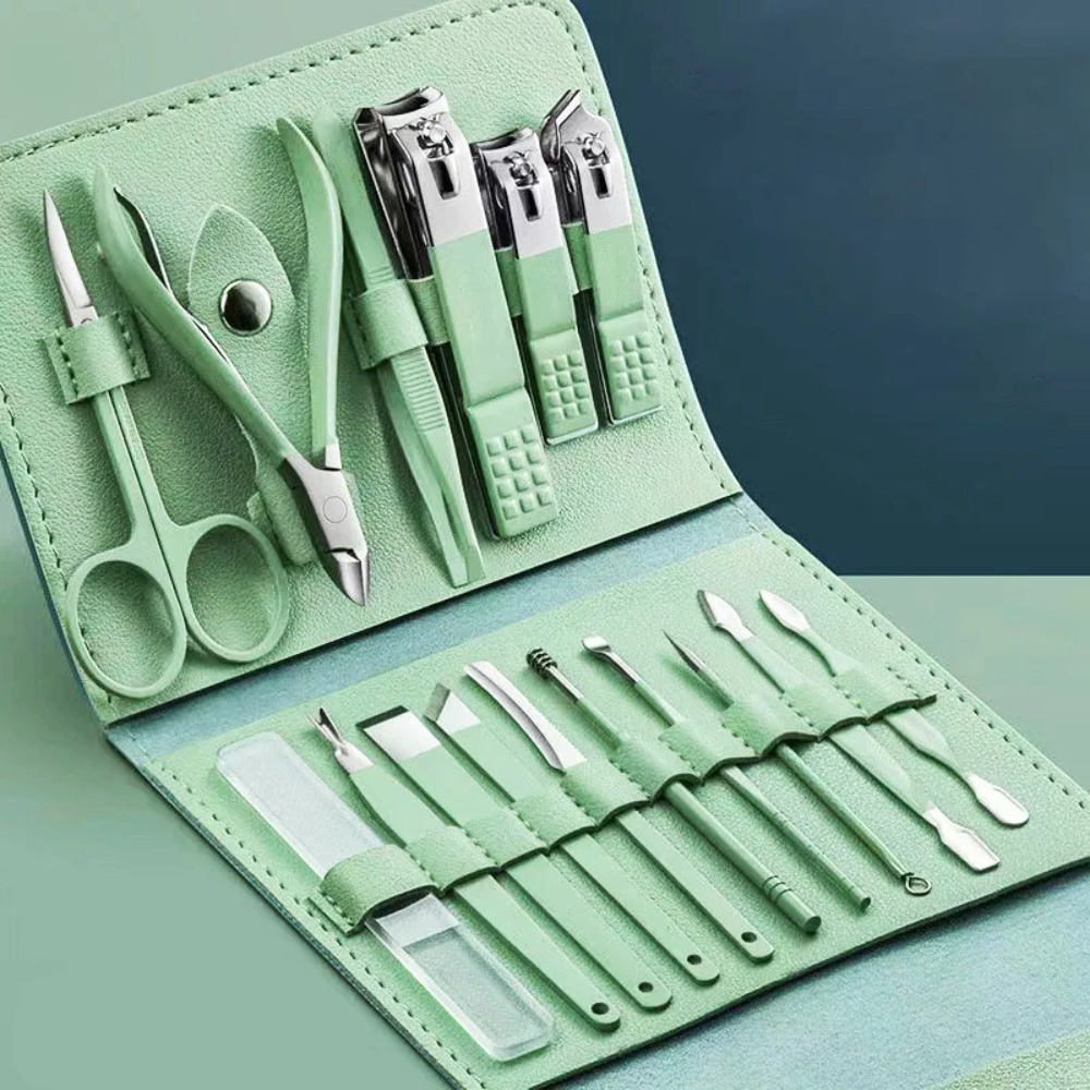 A must-have at home, a 16-piec - Nail Care Kit Mens 评论和价格